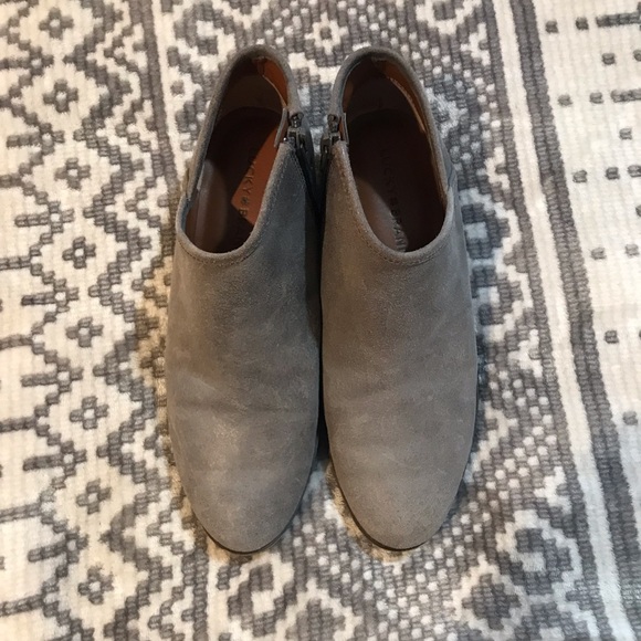 Lucky brand gray suede booties size 8m - Picture 2 of 6
